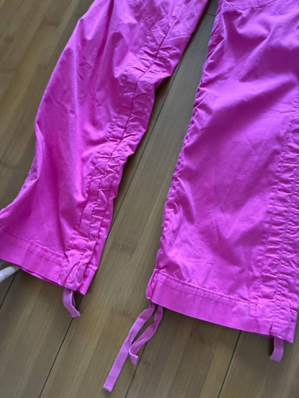 I.AM.GIA Hot Pink Cargo Track Pants with Ruched Leg Medium - Picture 3 of 8